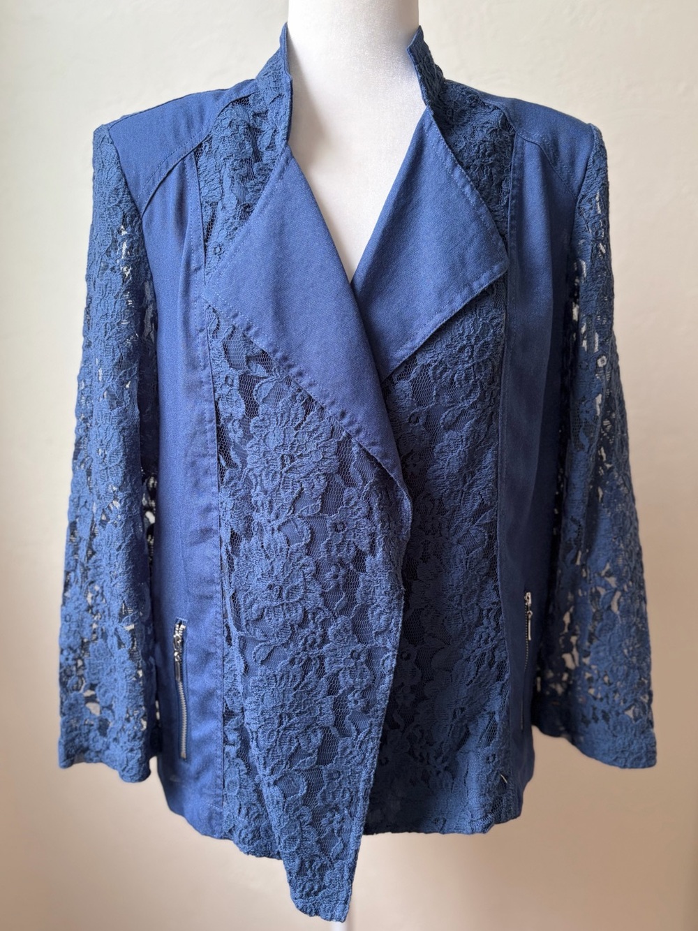 Chico’s Navy Floral Lace Open Front Blazer Jacket Moto Style Chicos 2 US 14 - Picture 1 of 13